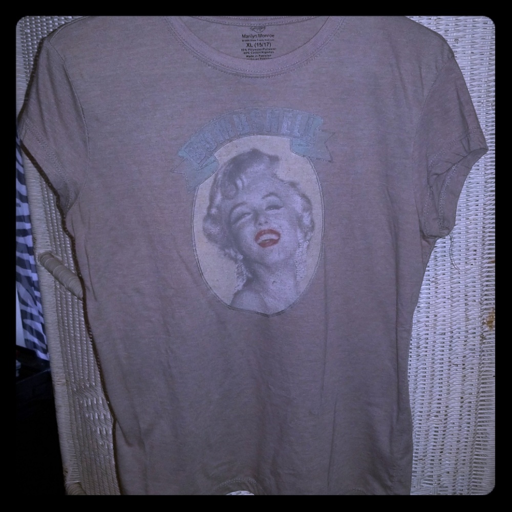 Bombshell Marilyn Monroe Shirt